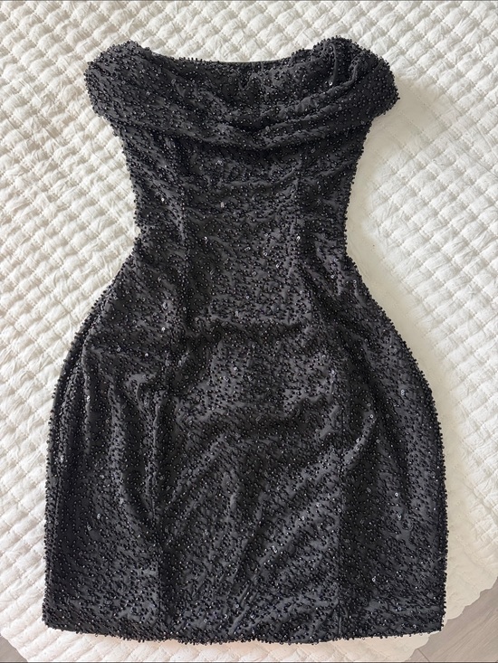 Oh Polly Dresses & Skirts - Oh Polly Black Beaded Strapless Mini Dress